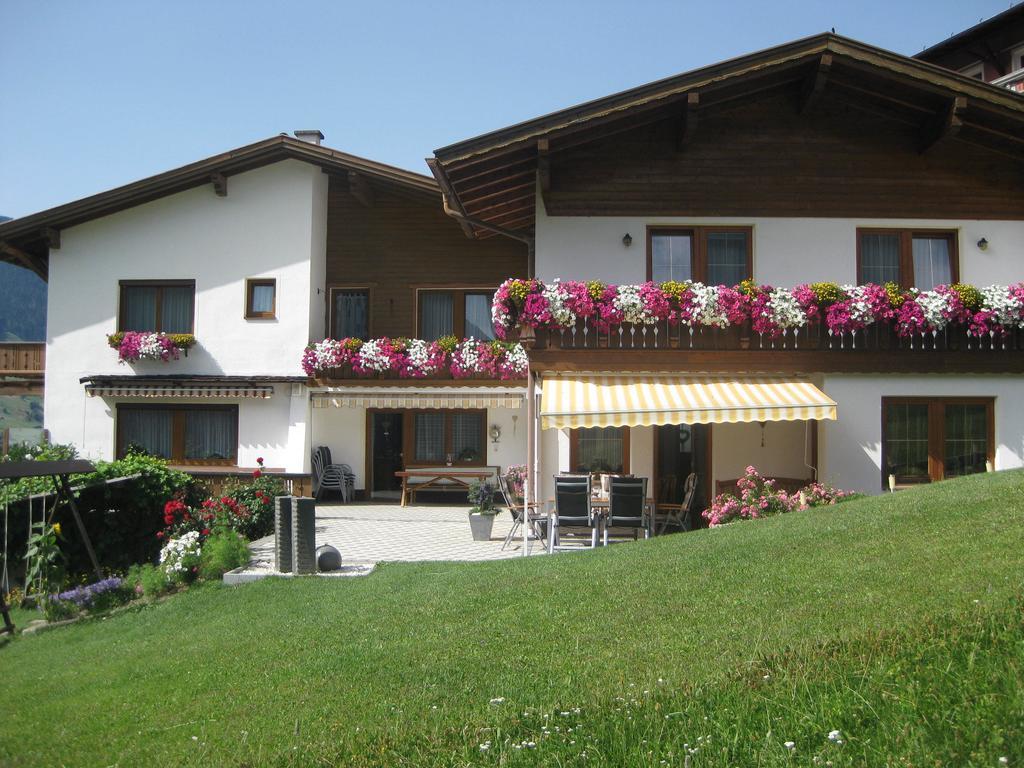 Gaesteheim Lederle Jerzens Exterior photo
