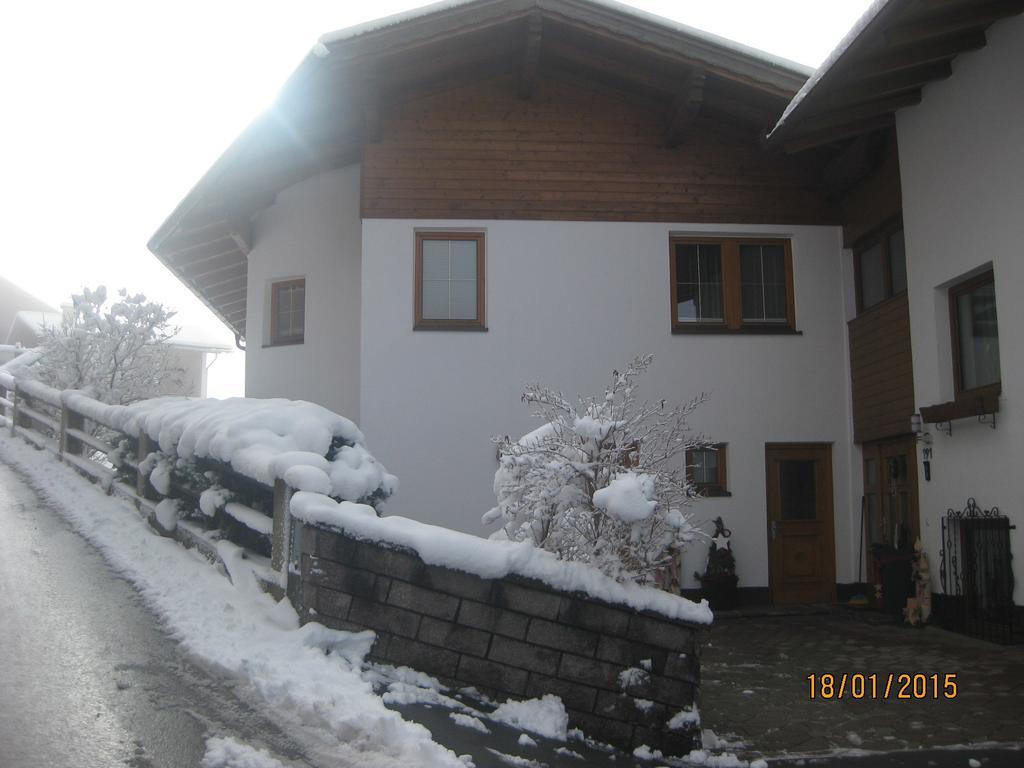 Gaesteheim Lederle Jerzens Exterior photo
